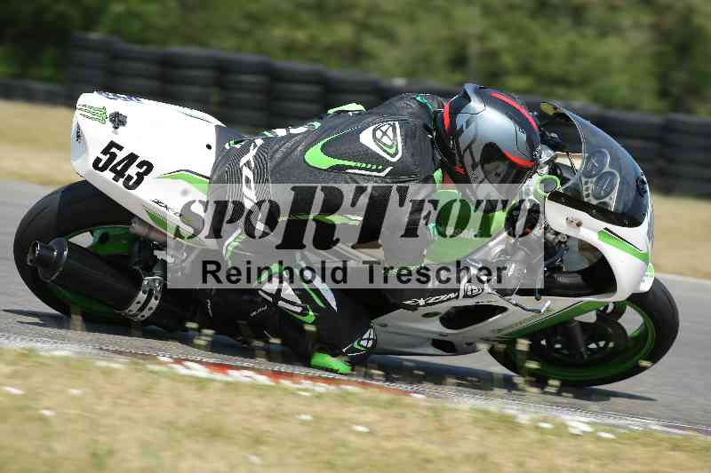 /Archiv-2023/28 05.06.2023 Moto Club Anneau du Rhin/vert-medium/4